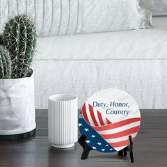 Duty, Honor, Country (5 x 5“) Circle Table Sign with Acrylic Stand | American Pride Decoration